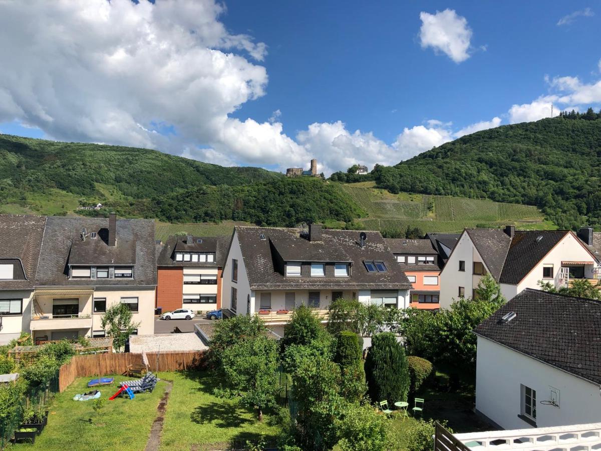 Ferienwohnung Joanna Mit Burgblick ベルンカステル・クース エクステリア 写真